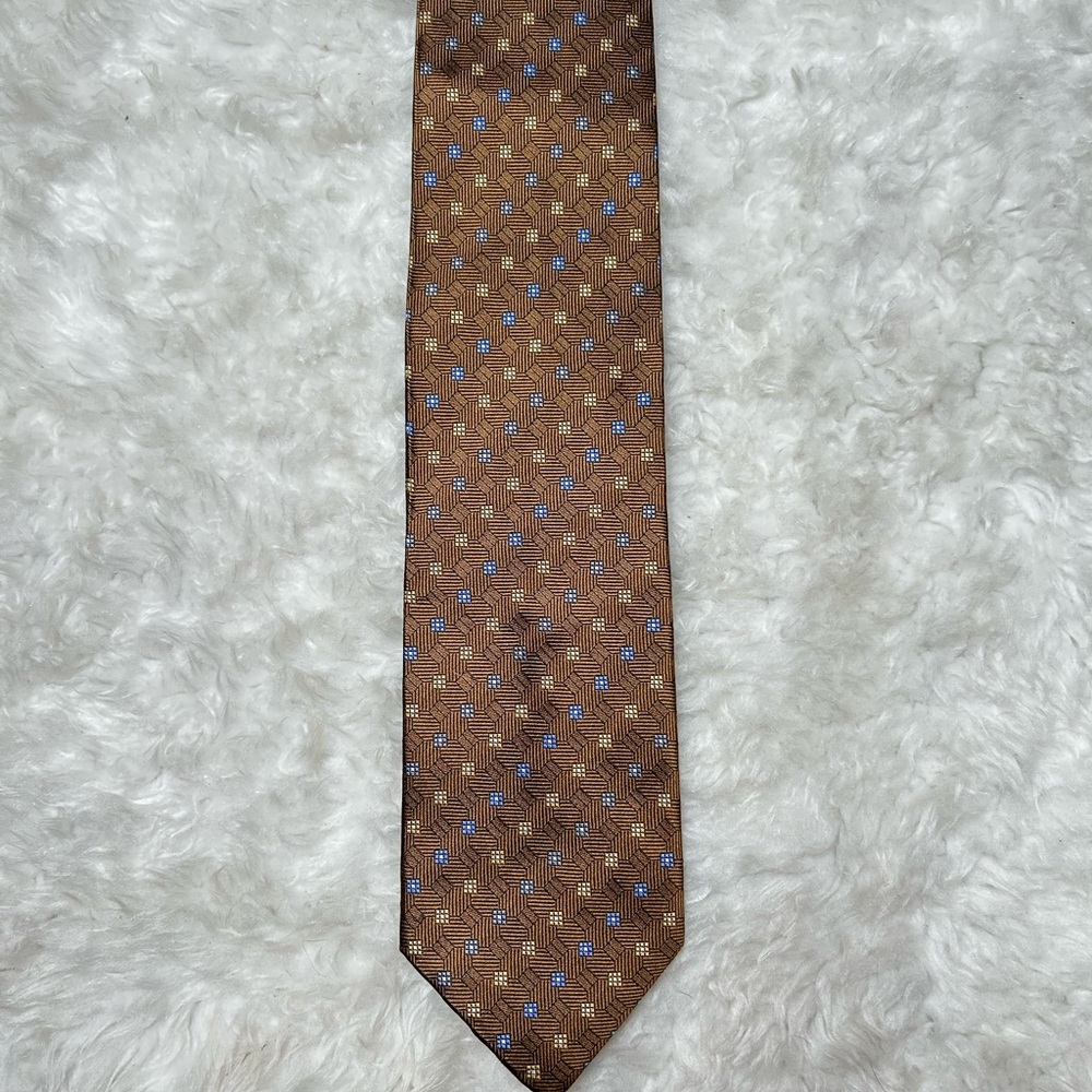 Brown 100% silk tie